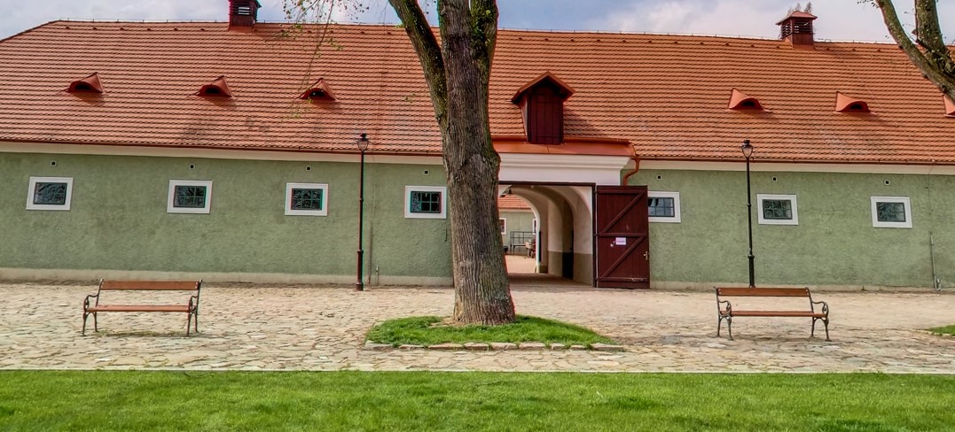 N&aacute;rodn&iacute; hřebč&iacute;n Kladruby