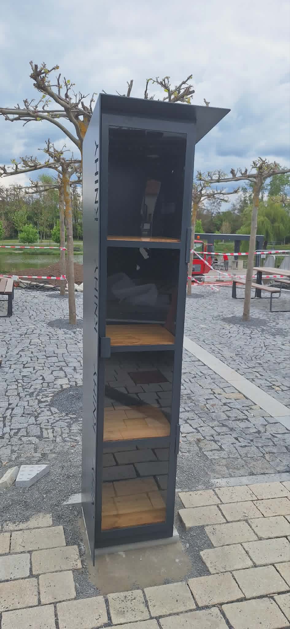 Běchovice - venkovní knihovna Běchovice - venkovní knihovna