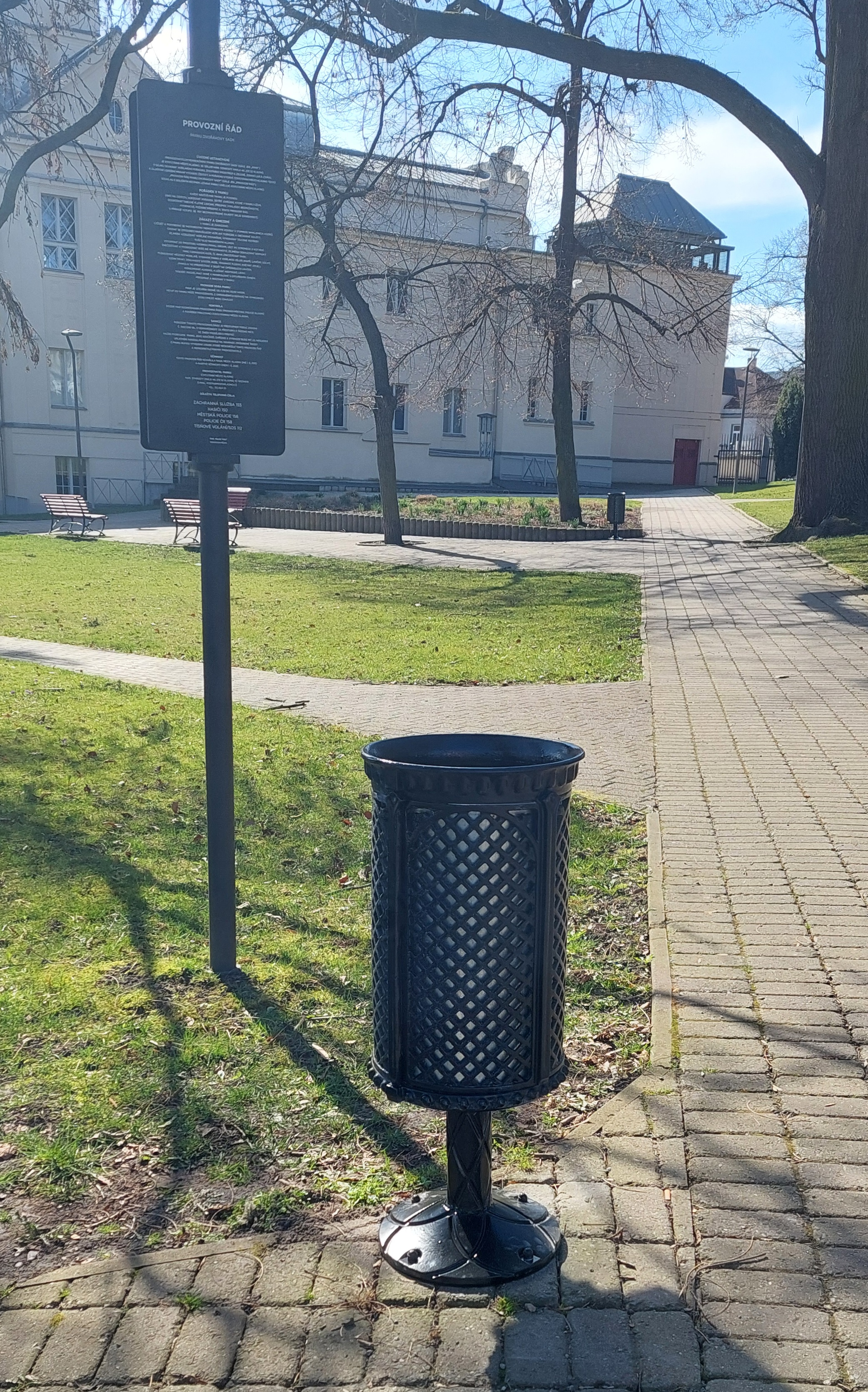 Kladno - městsk&eacute; divadlo