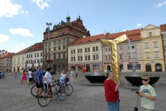 Plzeň - bronzov&eacute; sochy